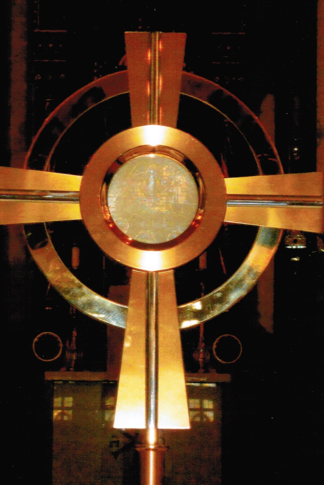 monstrance-st-mary-002